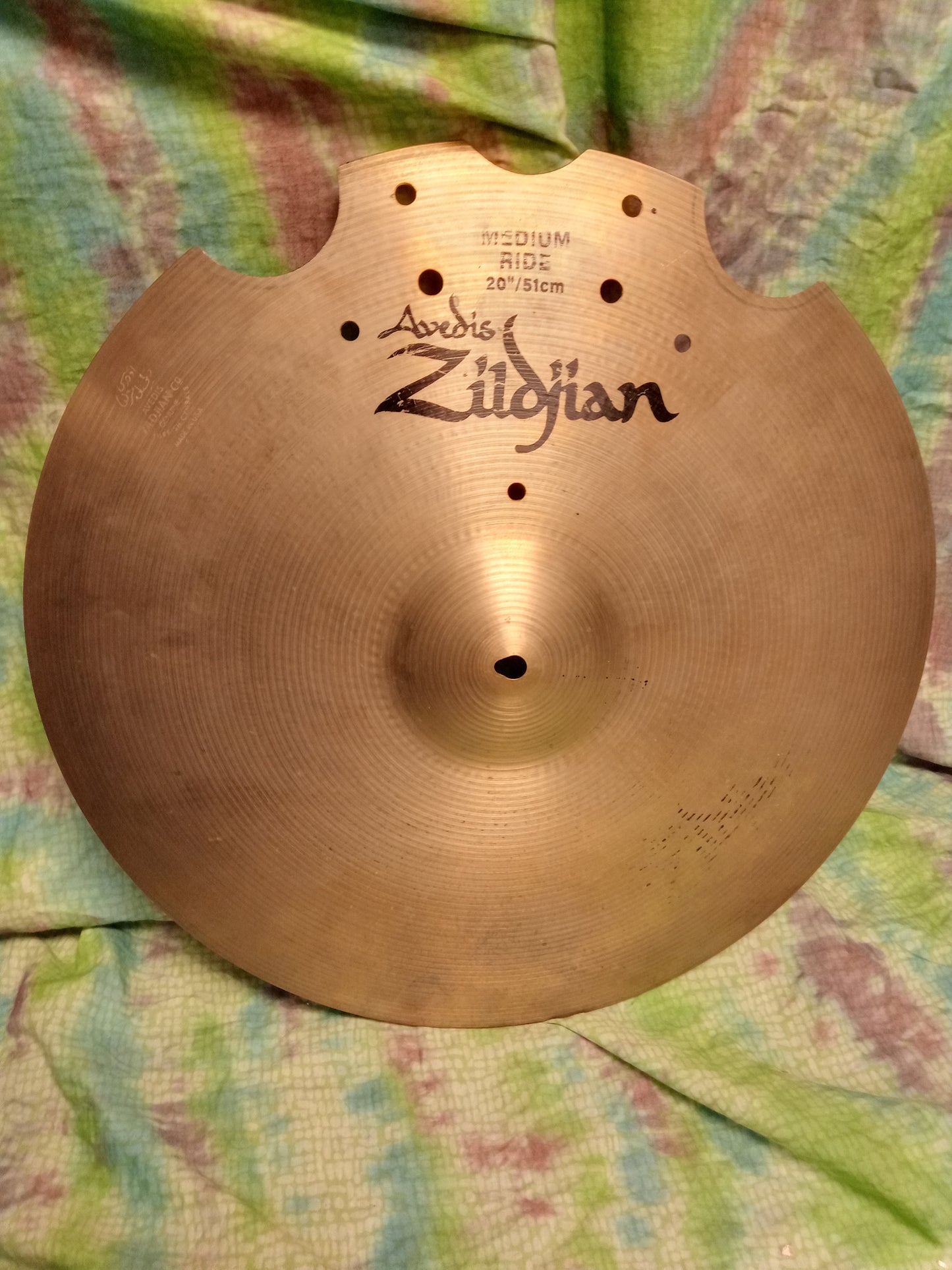 Repaired Avedis Zildjian 20" med Ride Cymbal